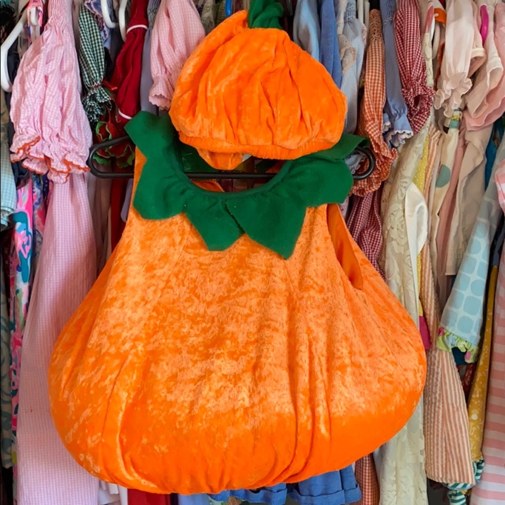 Baby pumpkin costume